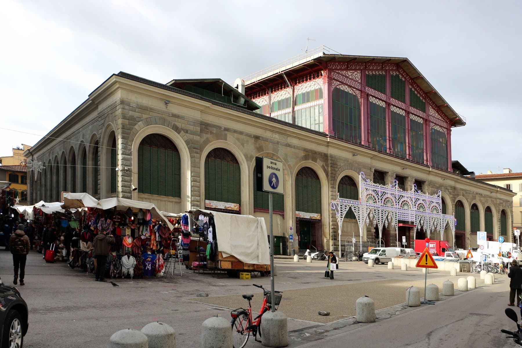 The Mercato Centrale in Florence, with market stalls along the square